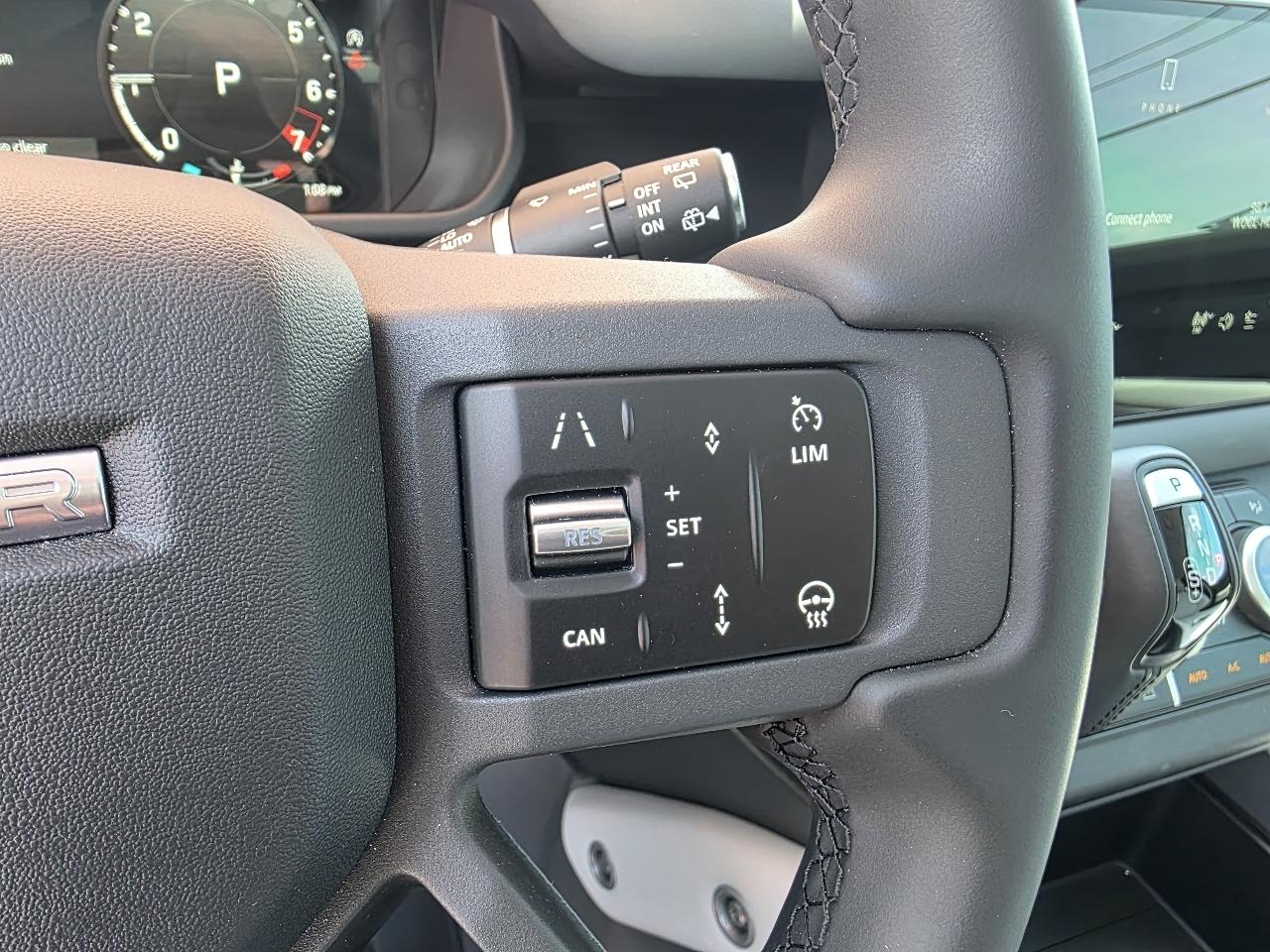 Land Rover Defender  2025
