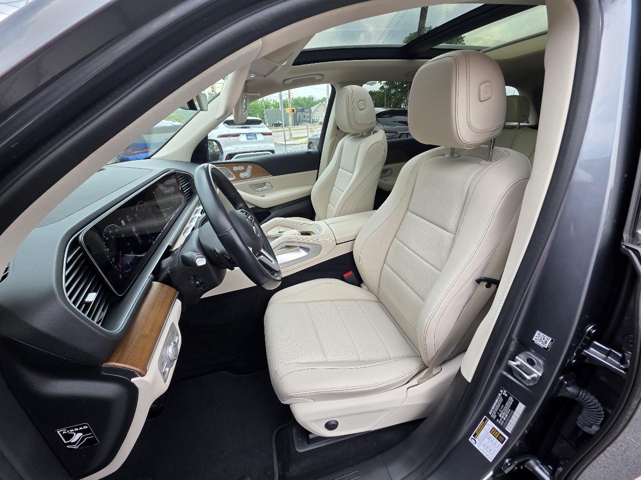 Mercedes-Benz GLE-Class  2023
