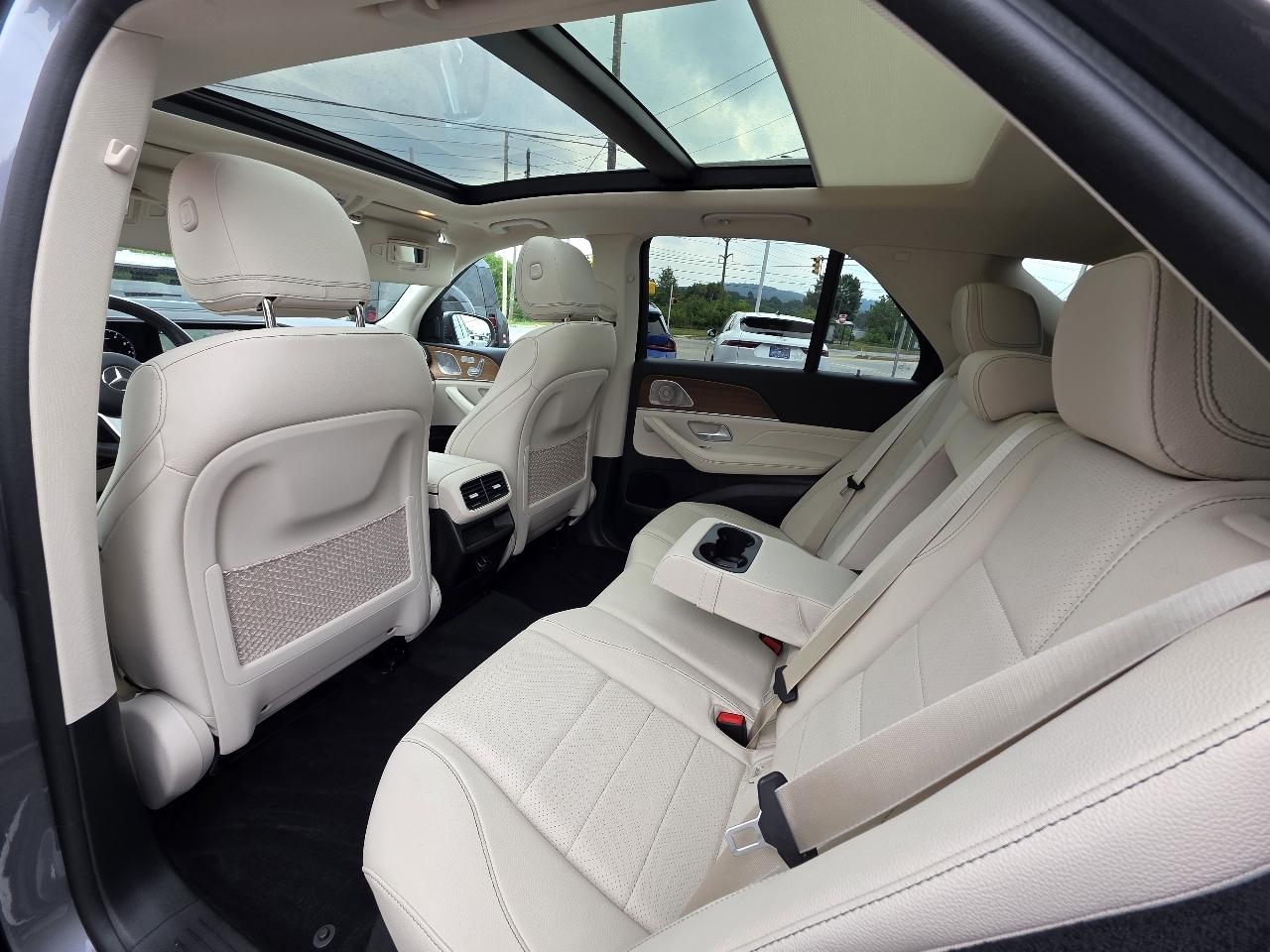 Mercedes-Benz GLE-Class  2023