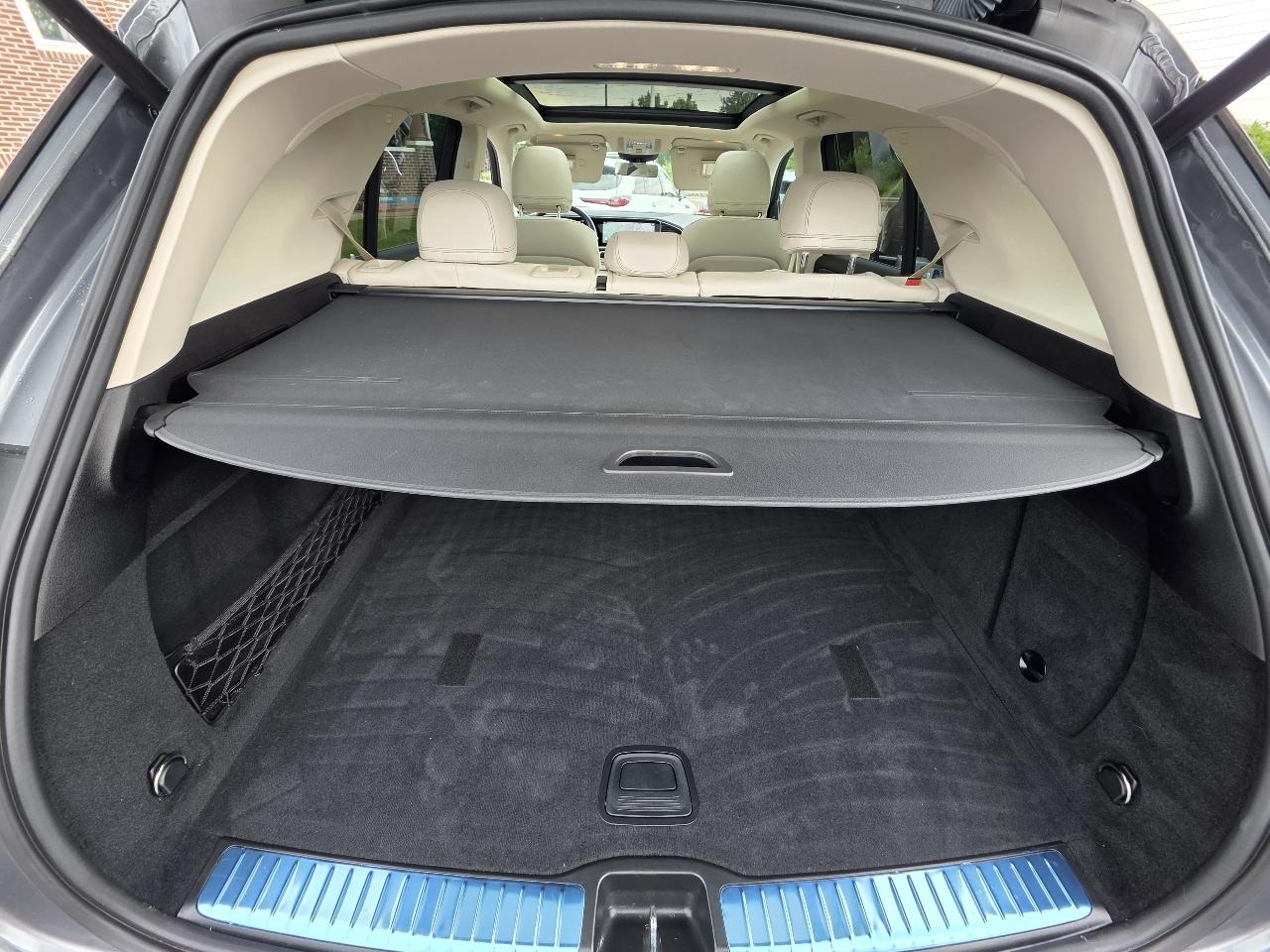 Mercedes-Benz GLE-Class  2023