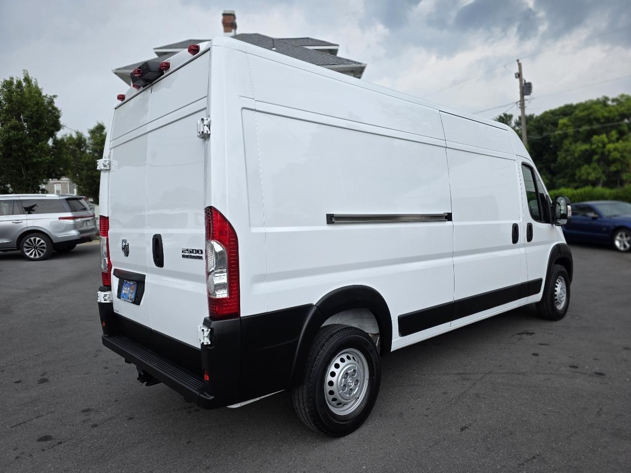 RAM Promaster  2024