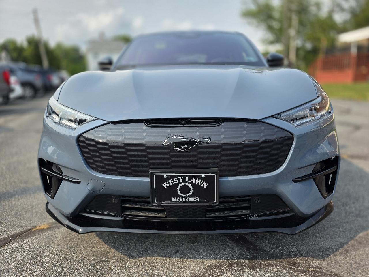 Ford Mustang Mach-E  2023
