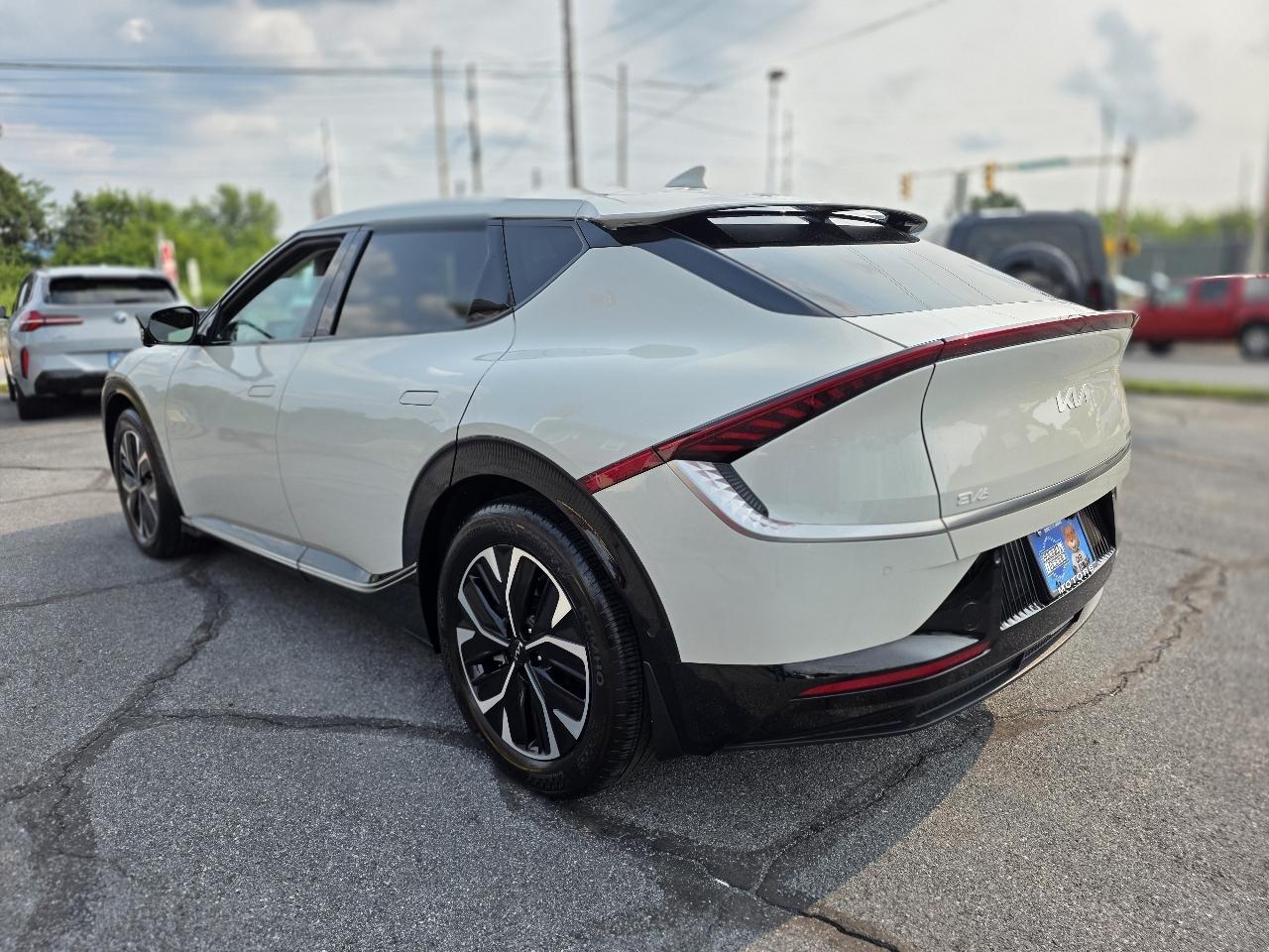 Kia EV6  2024