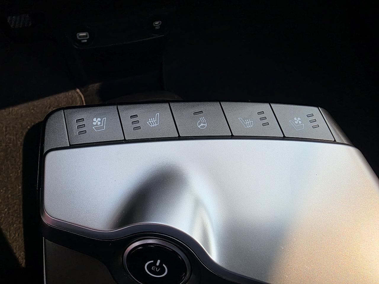 Kia EV6  2024
