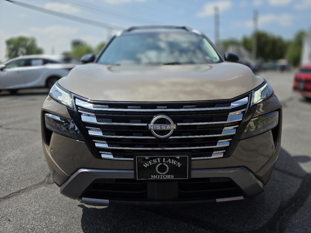 Nissan Rogue  2024