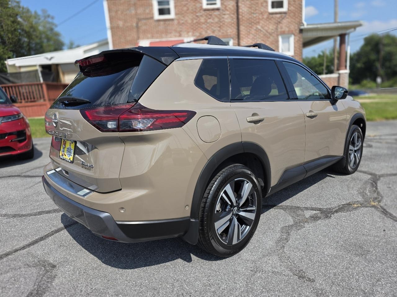 Nissan Rogue  2024