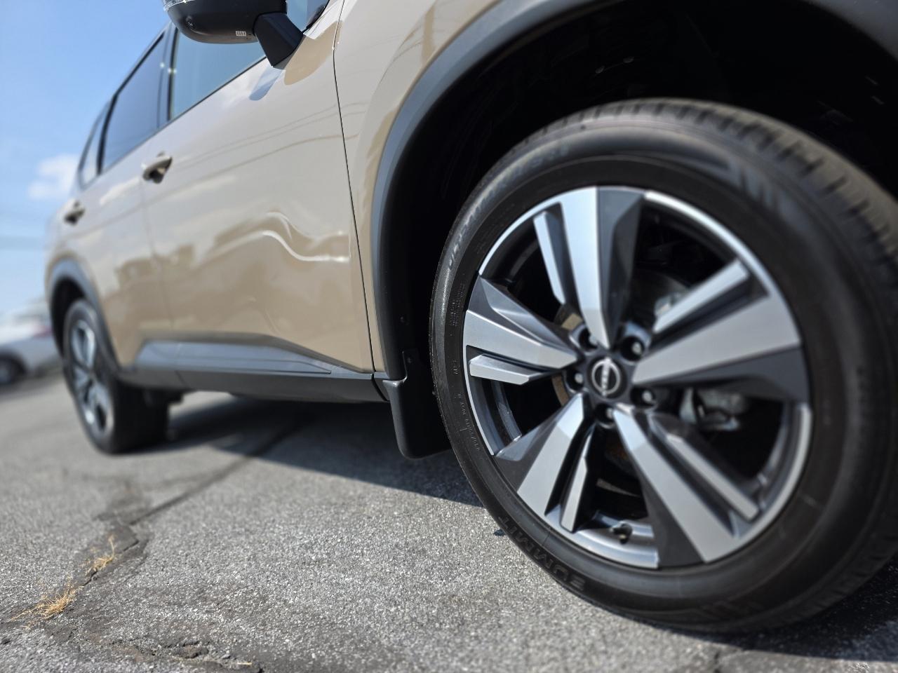 Nissan Rogue  2024