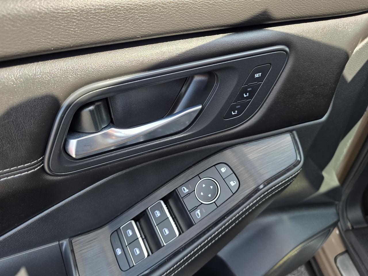 Nissan Rogue  2024
