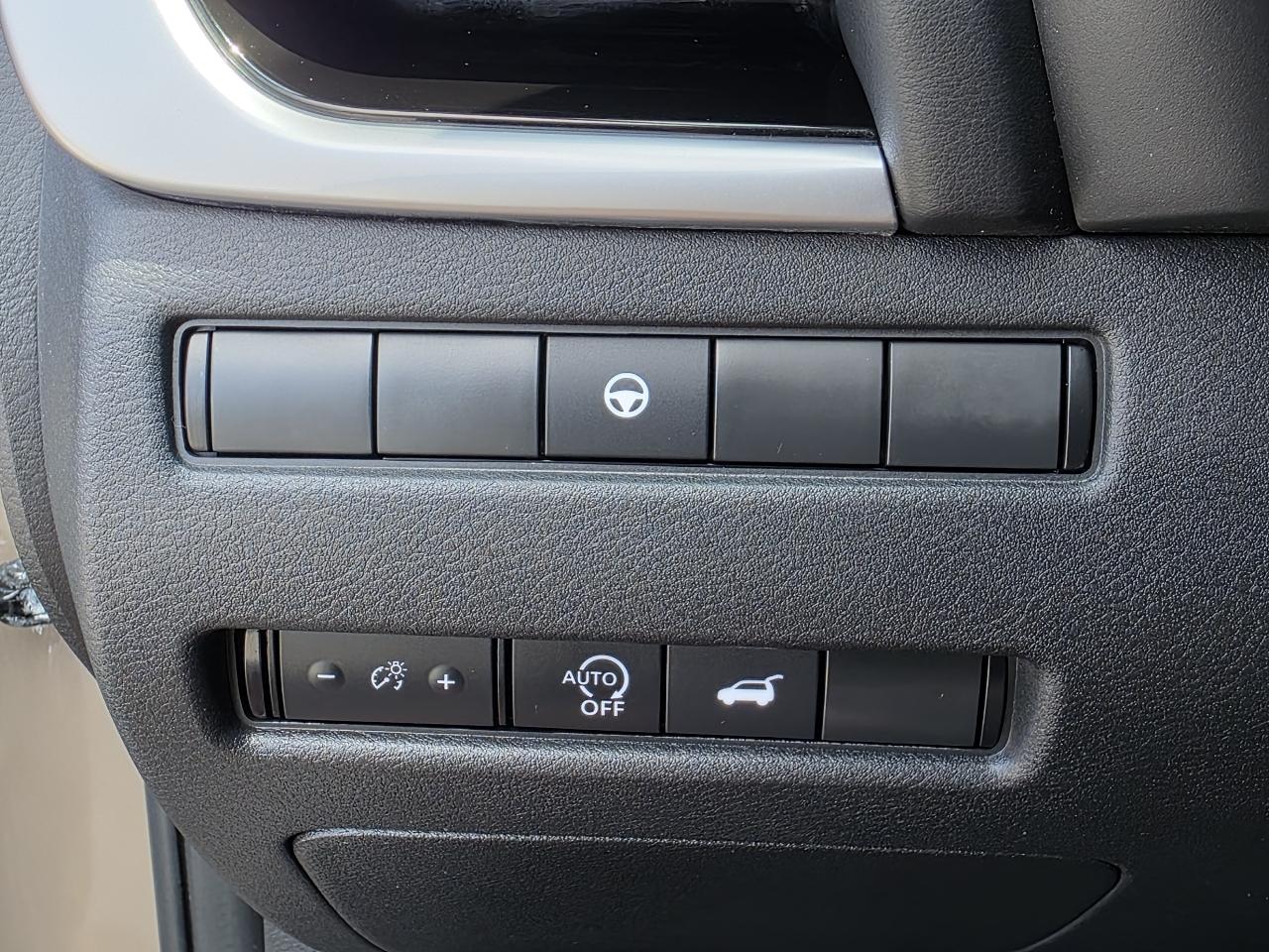 Nissan Rogue  2024