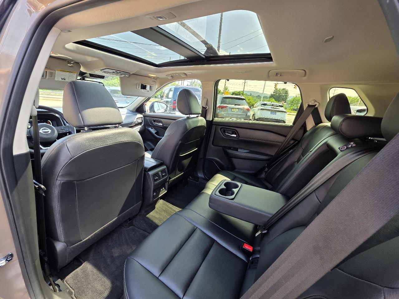 Nissan Rogue  2024