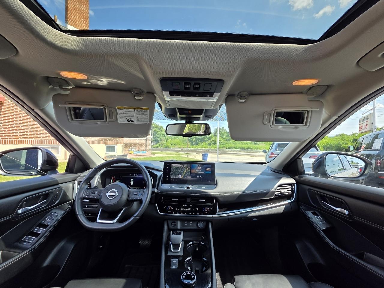 Nissan Rogue  2024