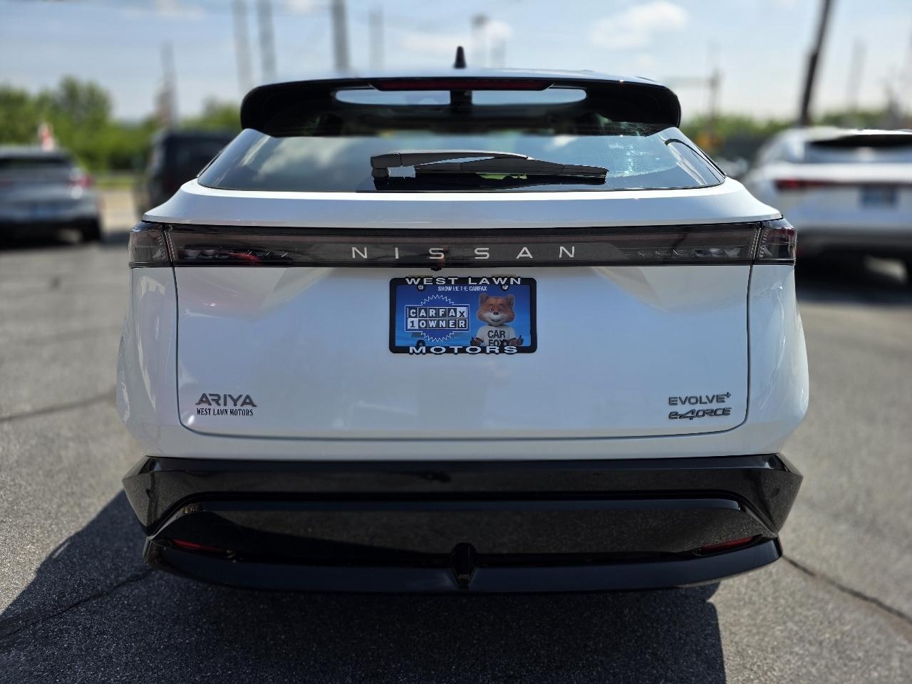 Nissan Ariya  2024