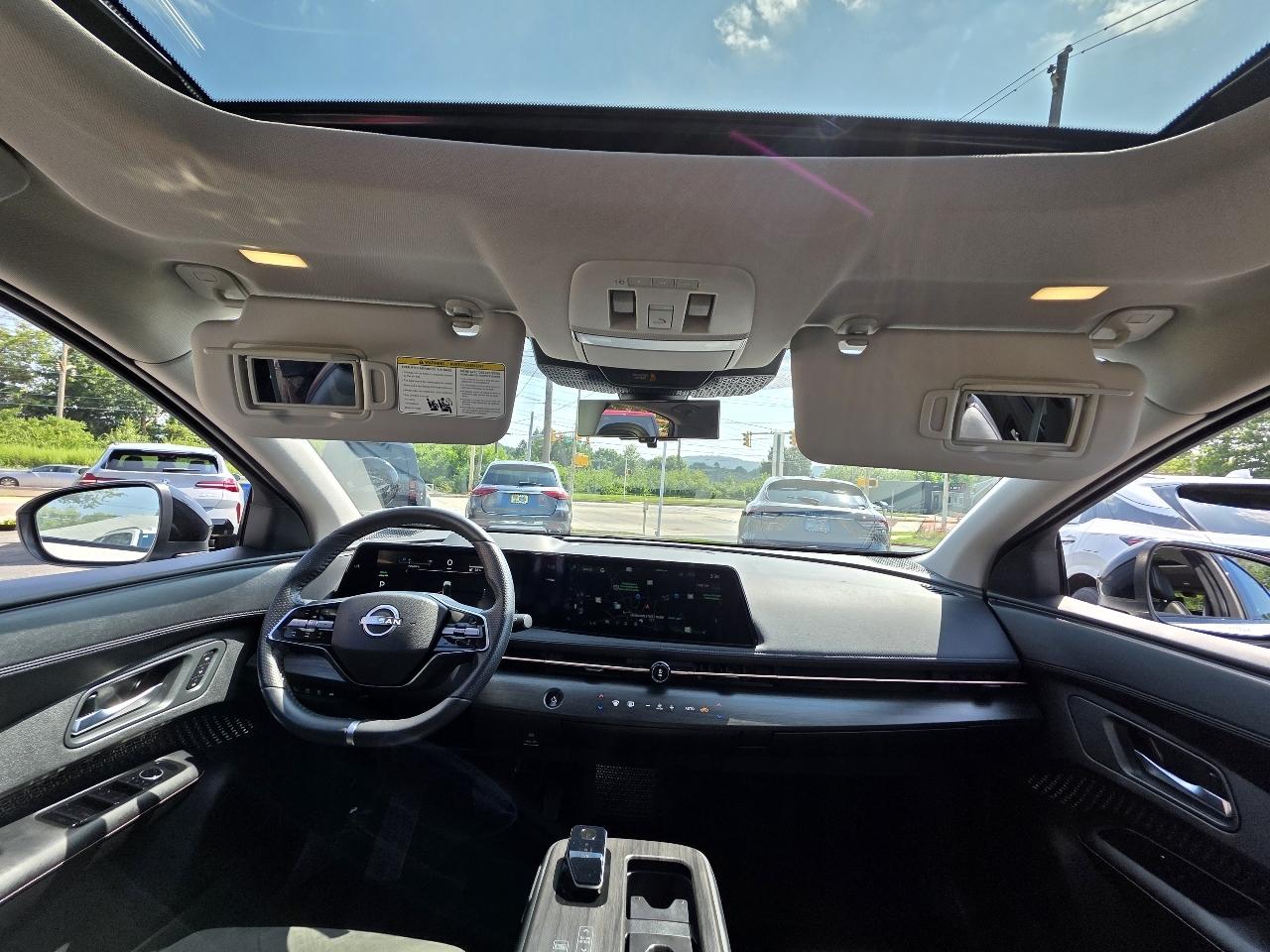 Nissan Ariya  2024