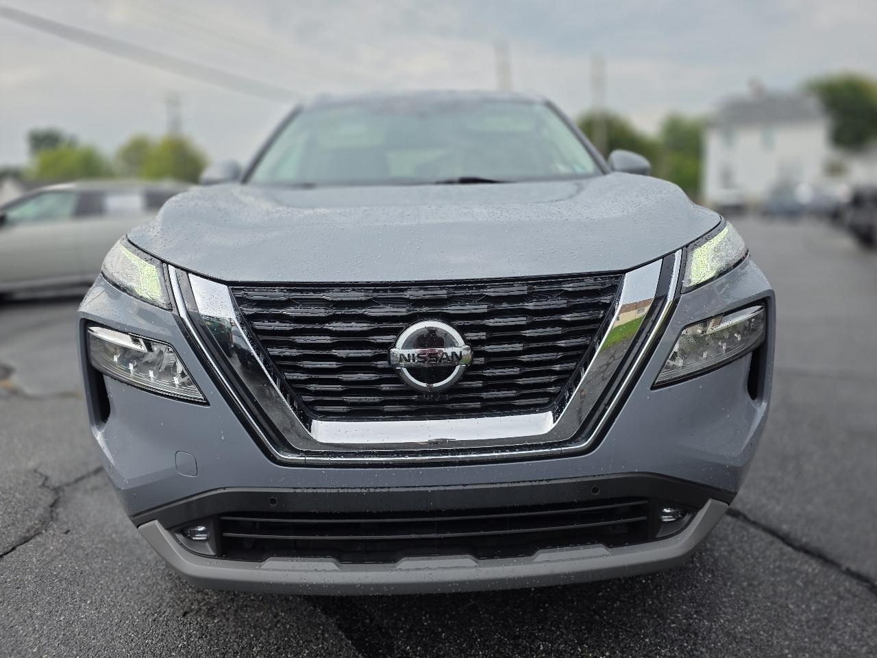 Nissan Rogue  2021