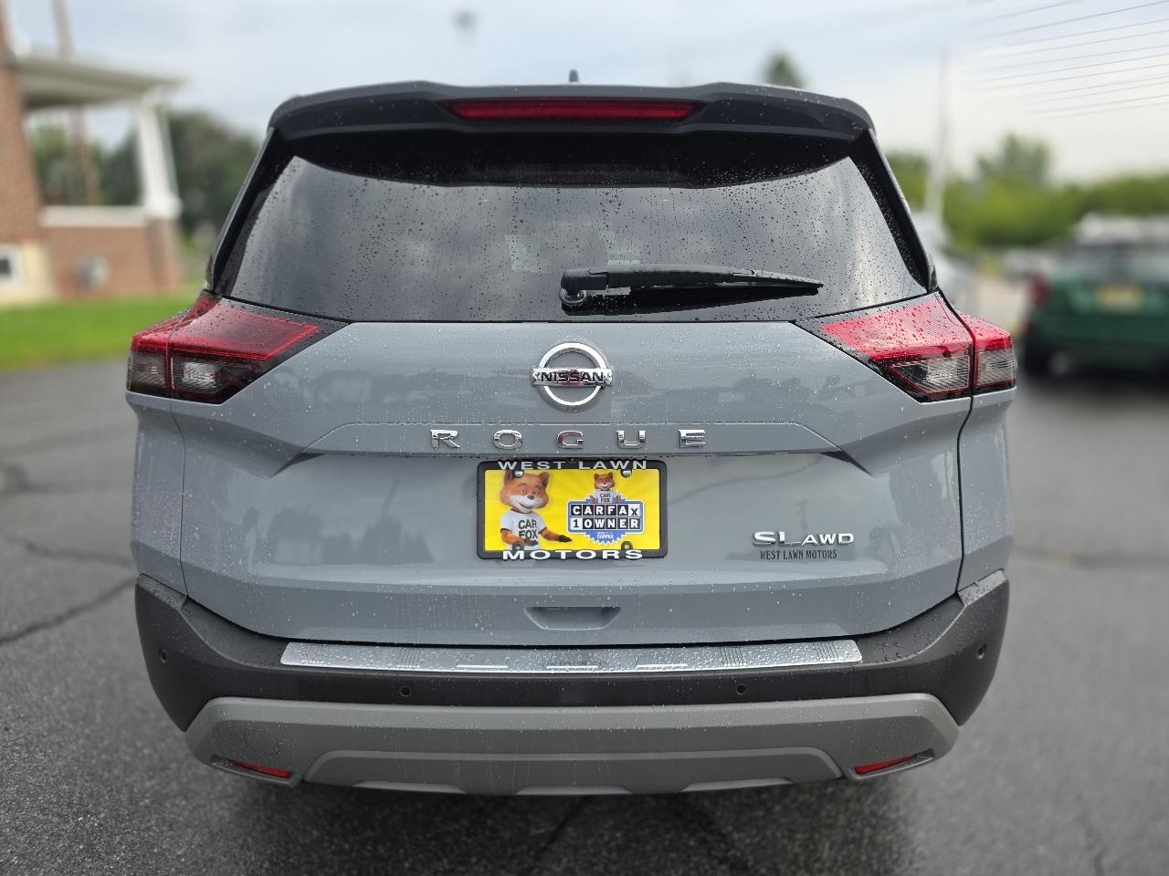 Nissan Rogue  2021