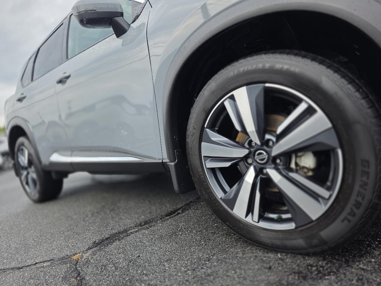 Nissan Rogue  2021