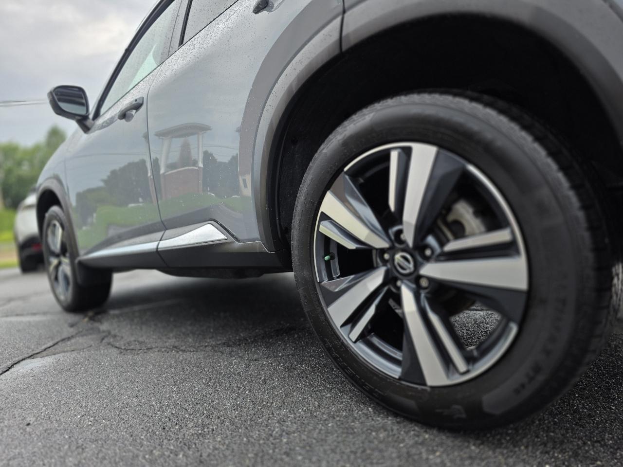 Nissan Rogue  2021