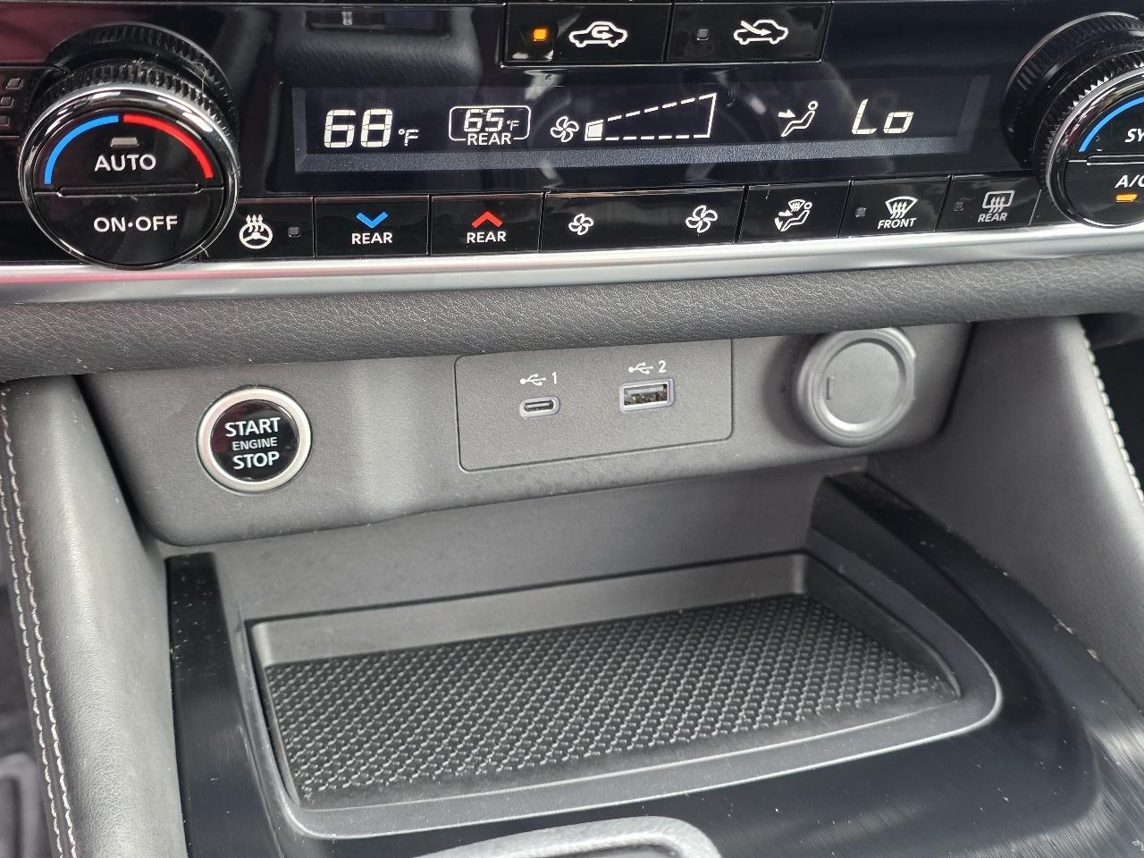 Nissan Rogue  2021