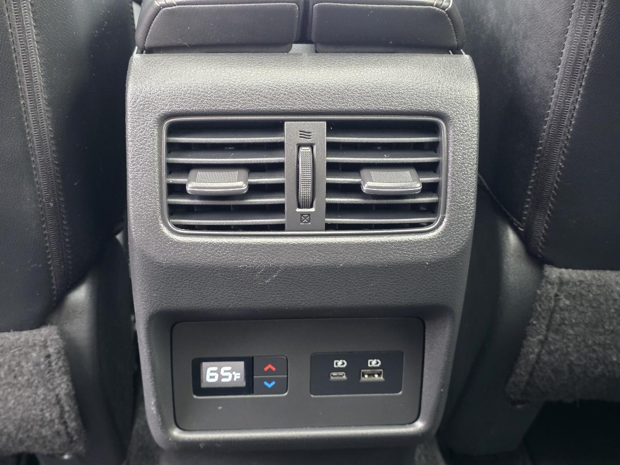 Nissan Rogue  2021