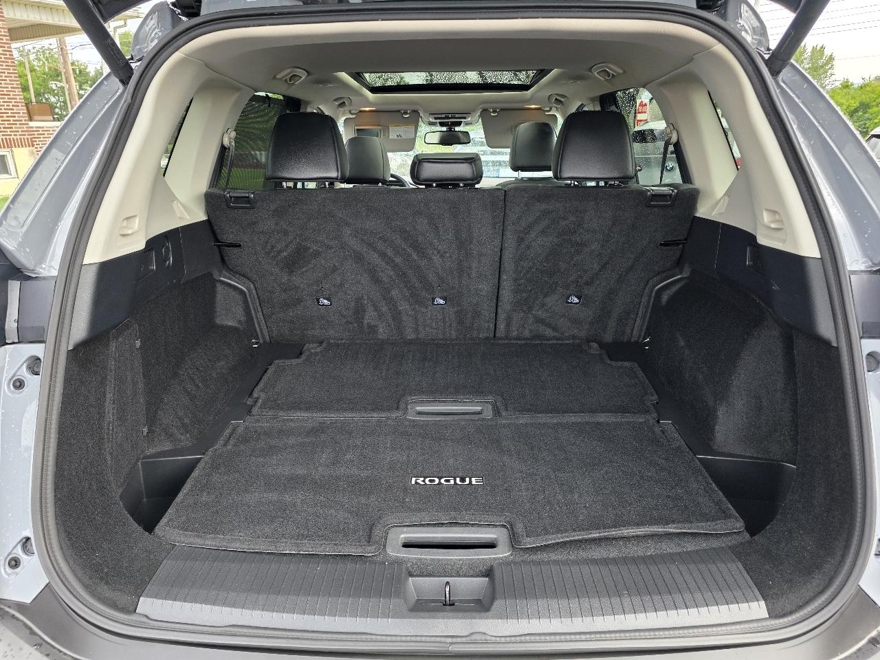 Nissan Rogue  2021