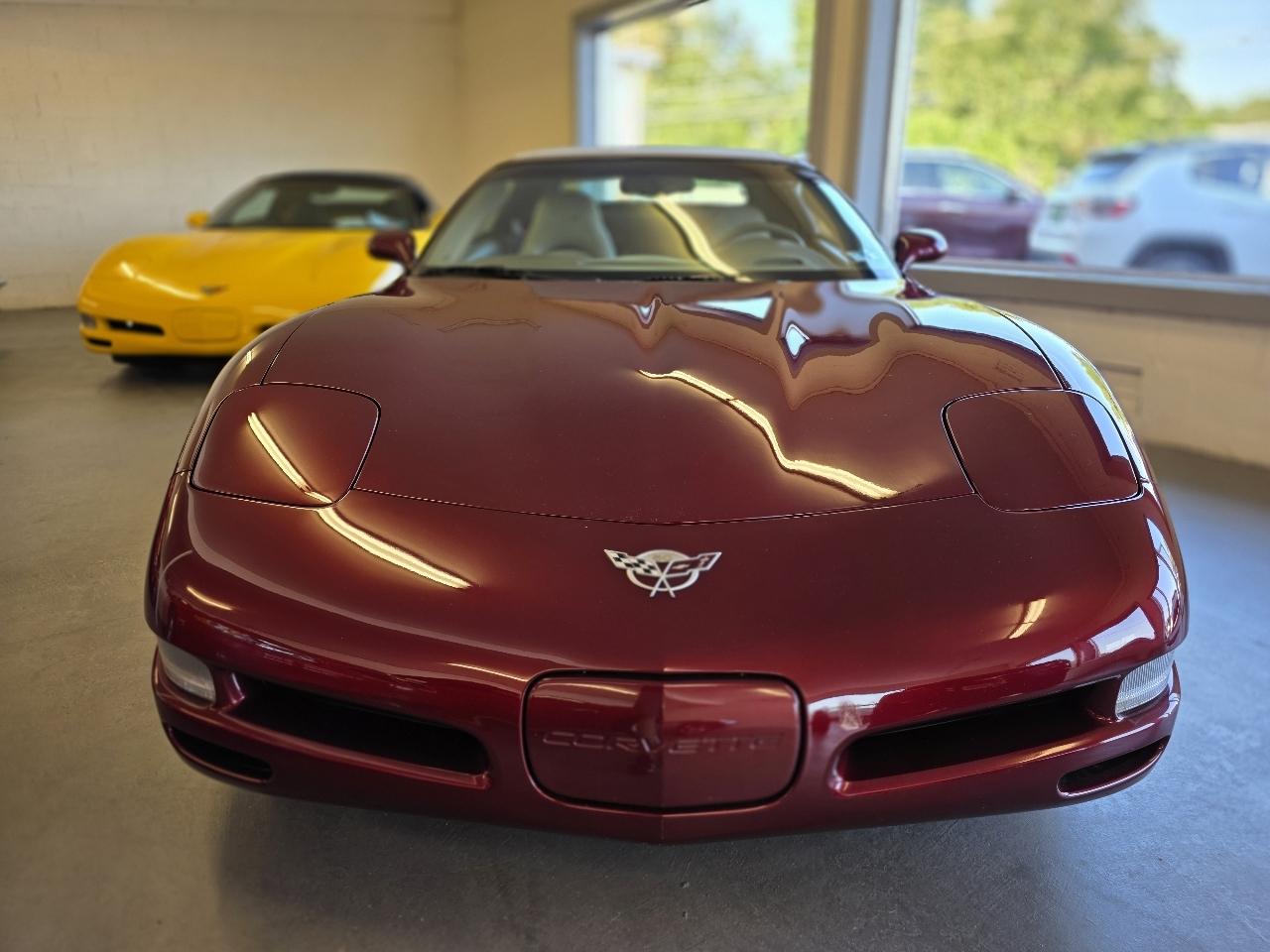 Chevrolet Corvette  2003