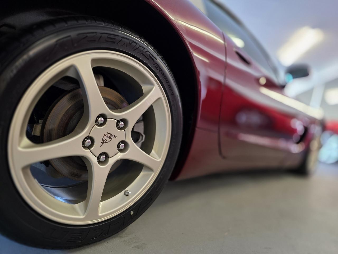 Chevrolet Corvette  2003