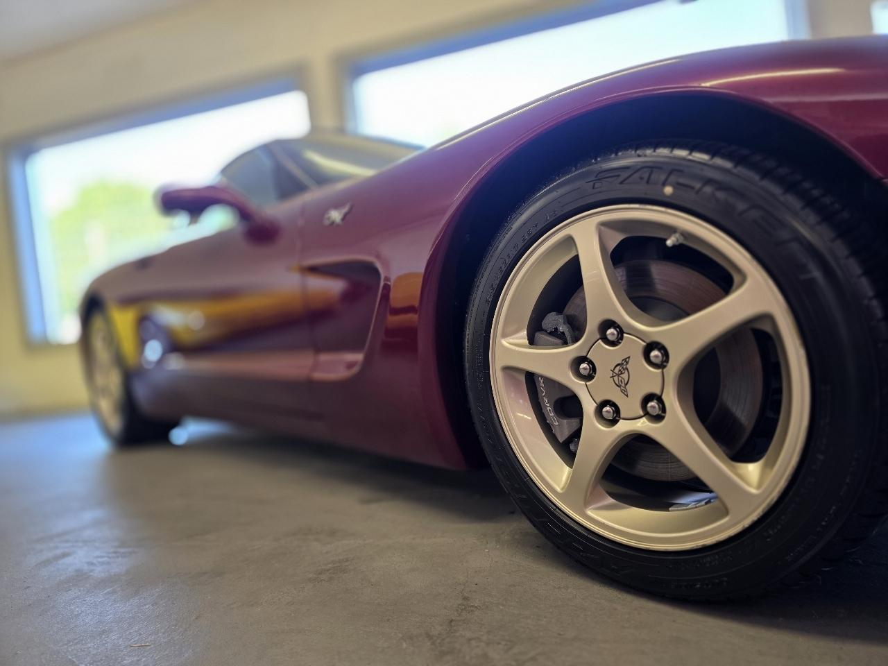 Chevrolet Corvette  2003