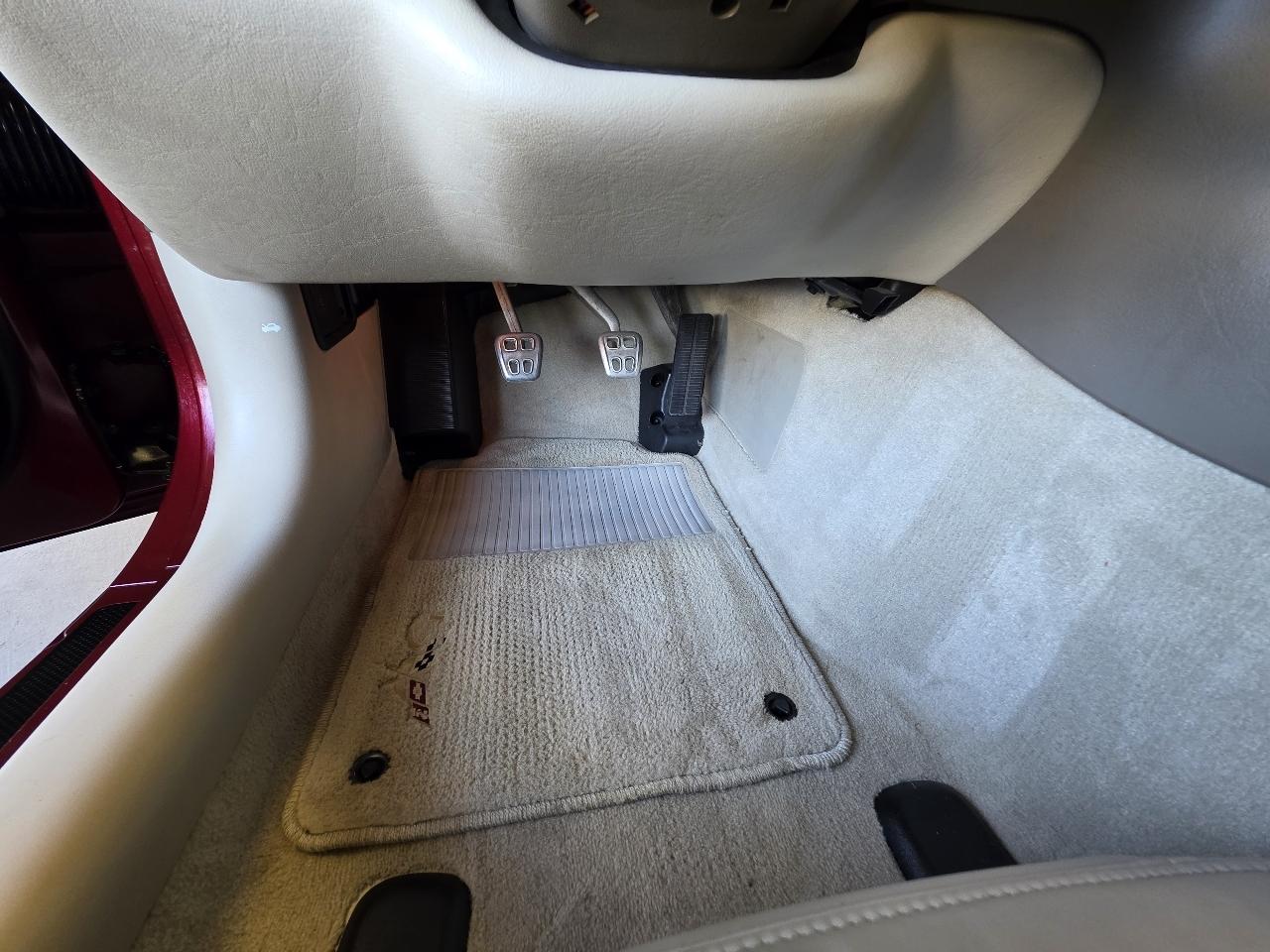Chevrolet Corvette  2003