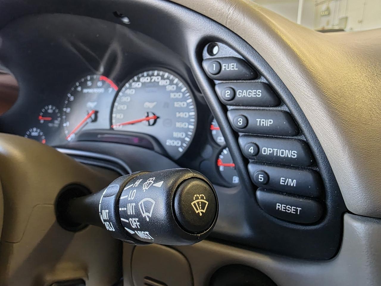 Chevrolet Corvette  2003