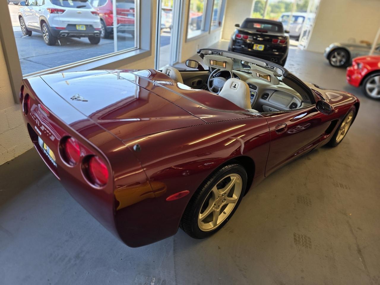 Chevrolet Corvette  2003