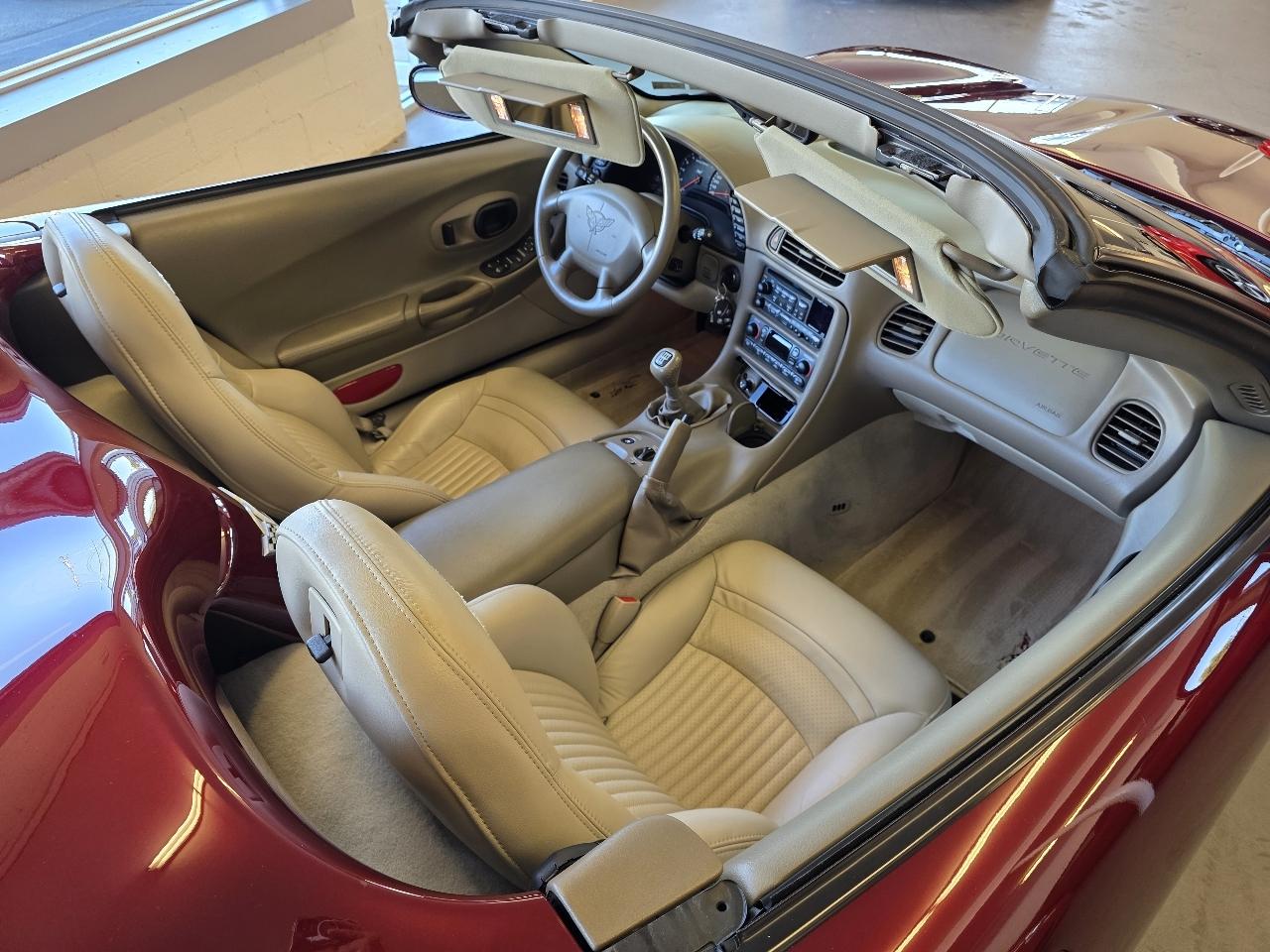 Chevrolet Corvette  2003
