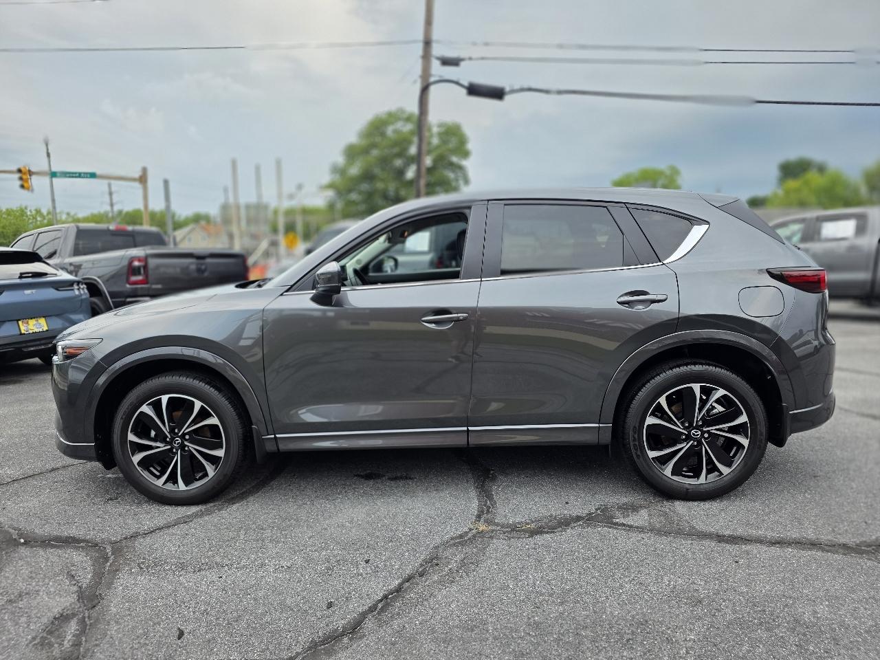 Mazda CX-5  2025