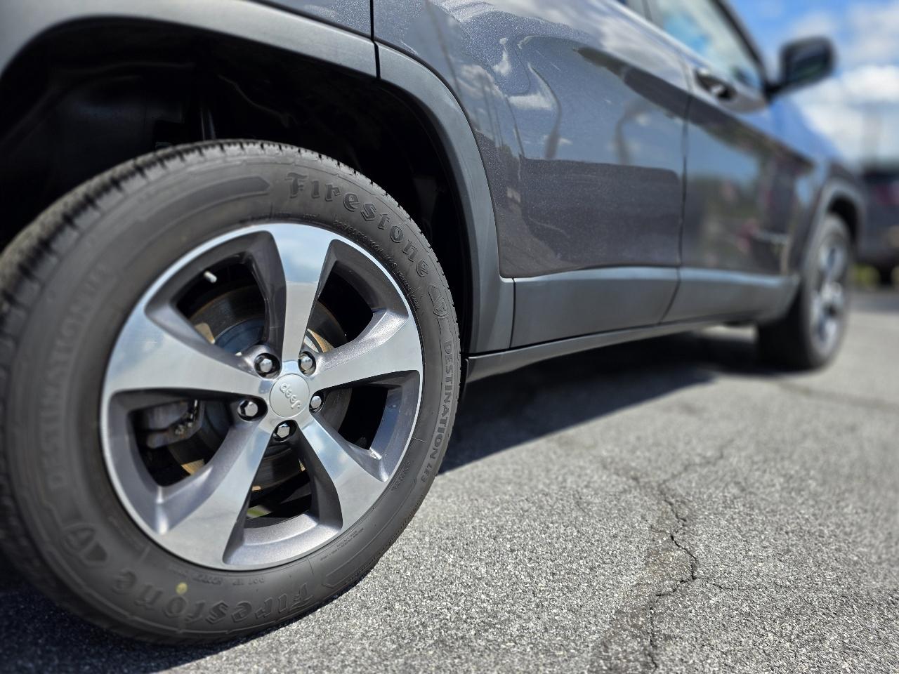 Jeep Cherokee  2019