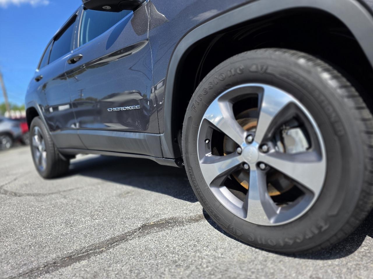 Jeep Cherokee  2019