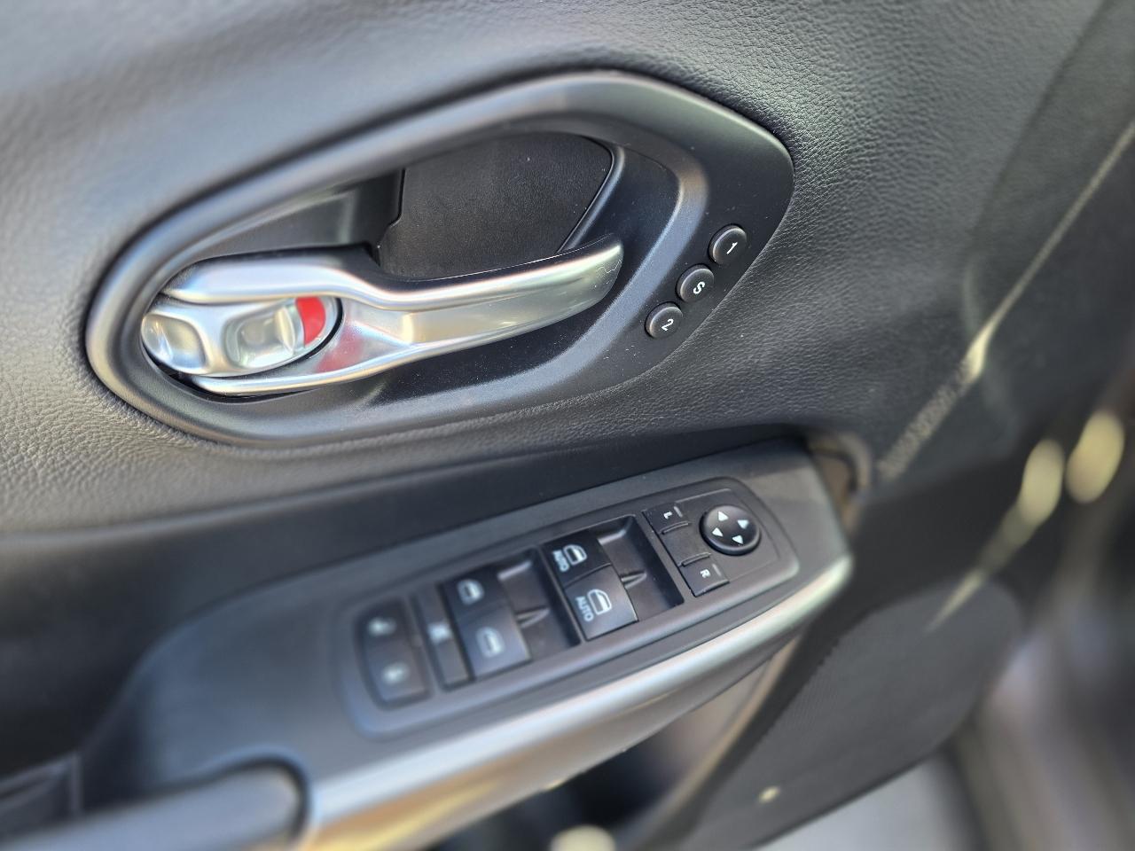 Jeep Cherokee  2019