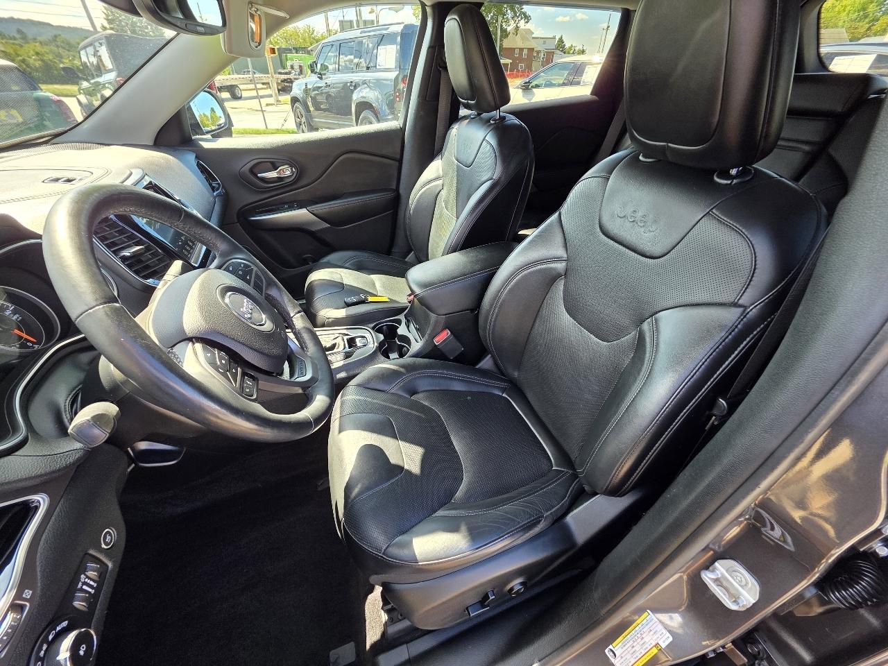 Jeep Cherokee  2019