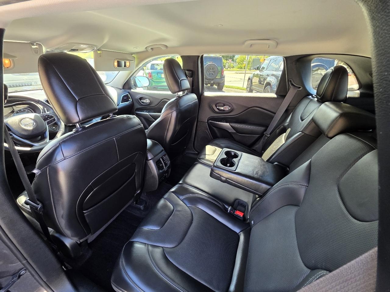 Jeep Cherokee  2019
