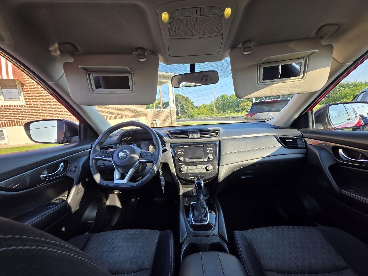 Nissan Rogue  2017