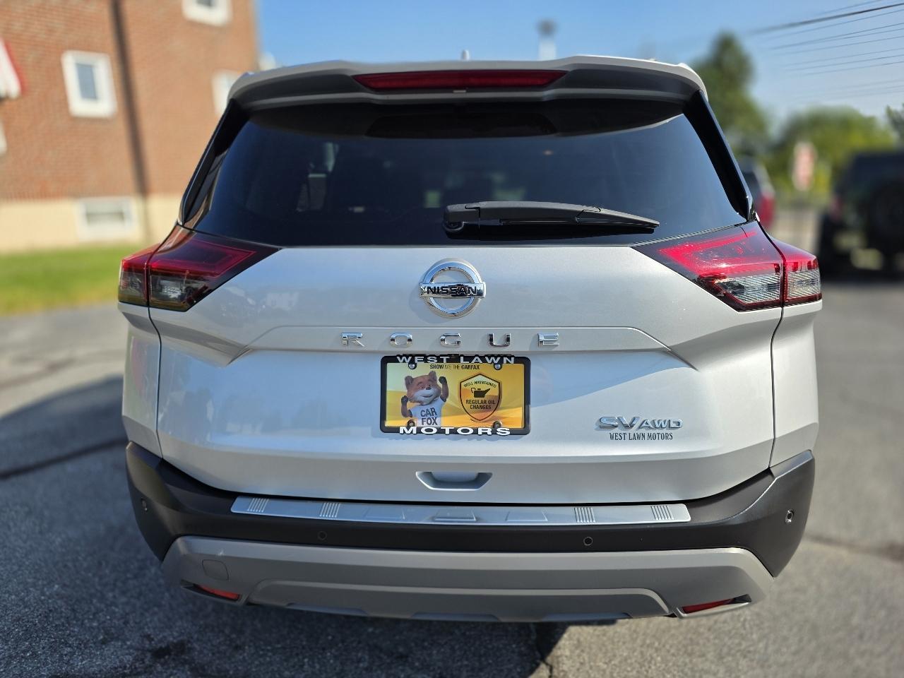 Nissan Rogue  2021