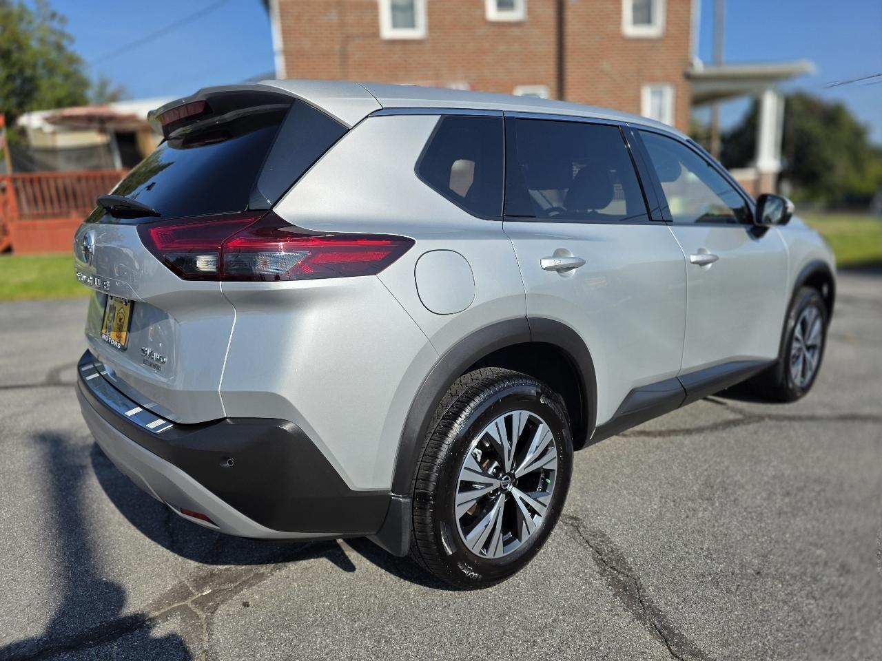 Nissan Rogue  2021