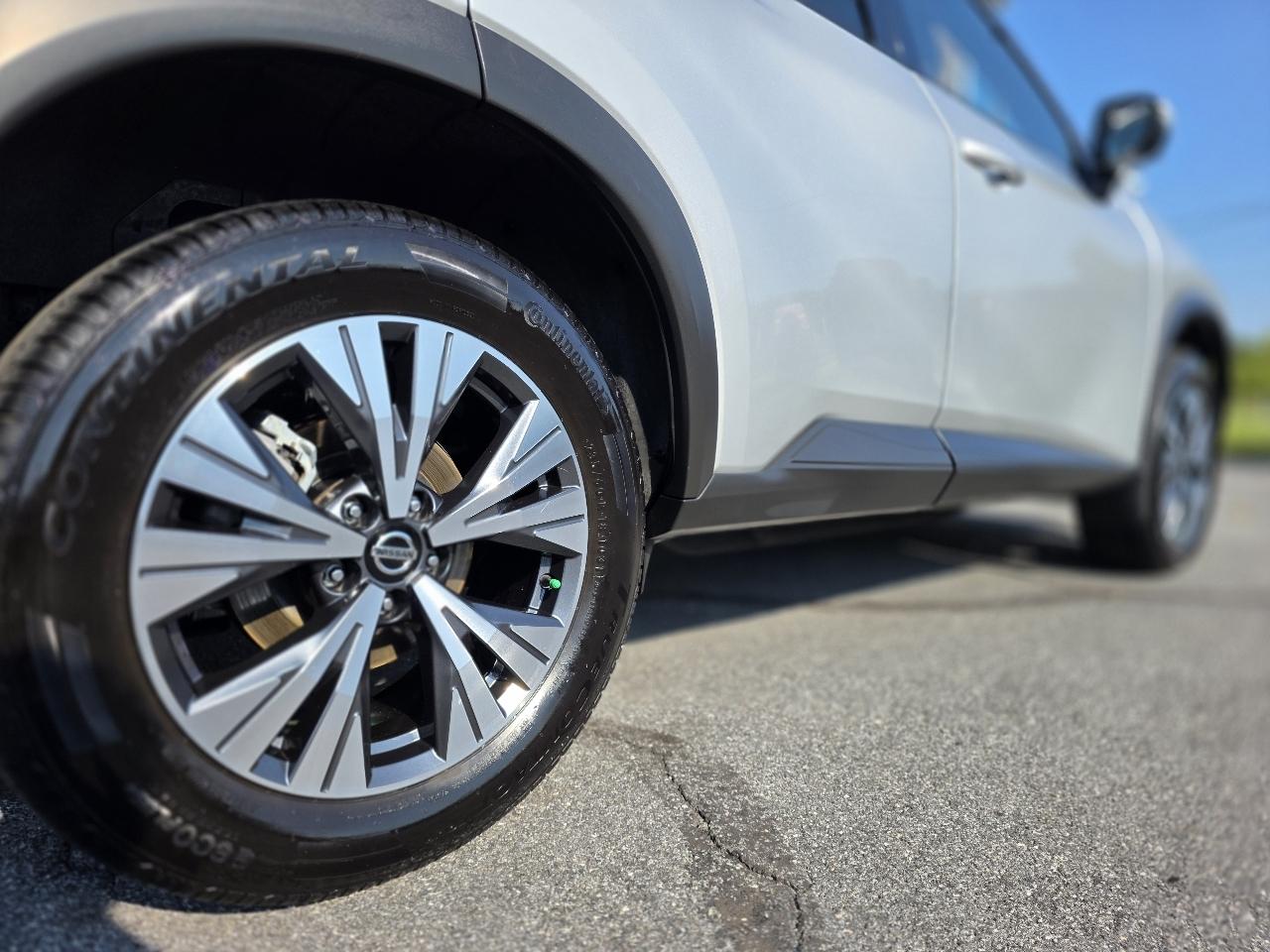 Nissan Rogue  2021