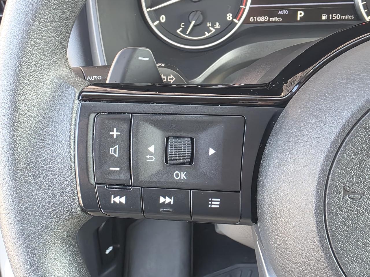 Nissan Rogue  2021