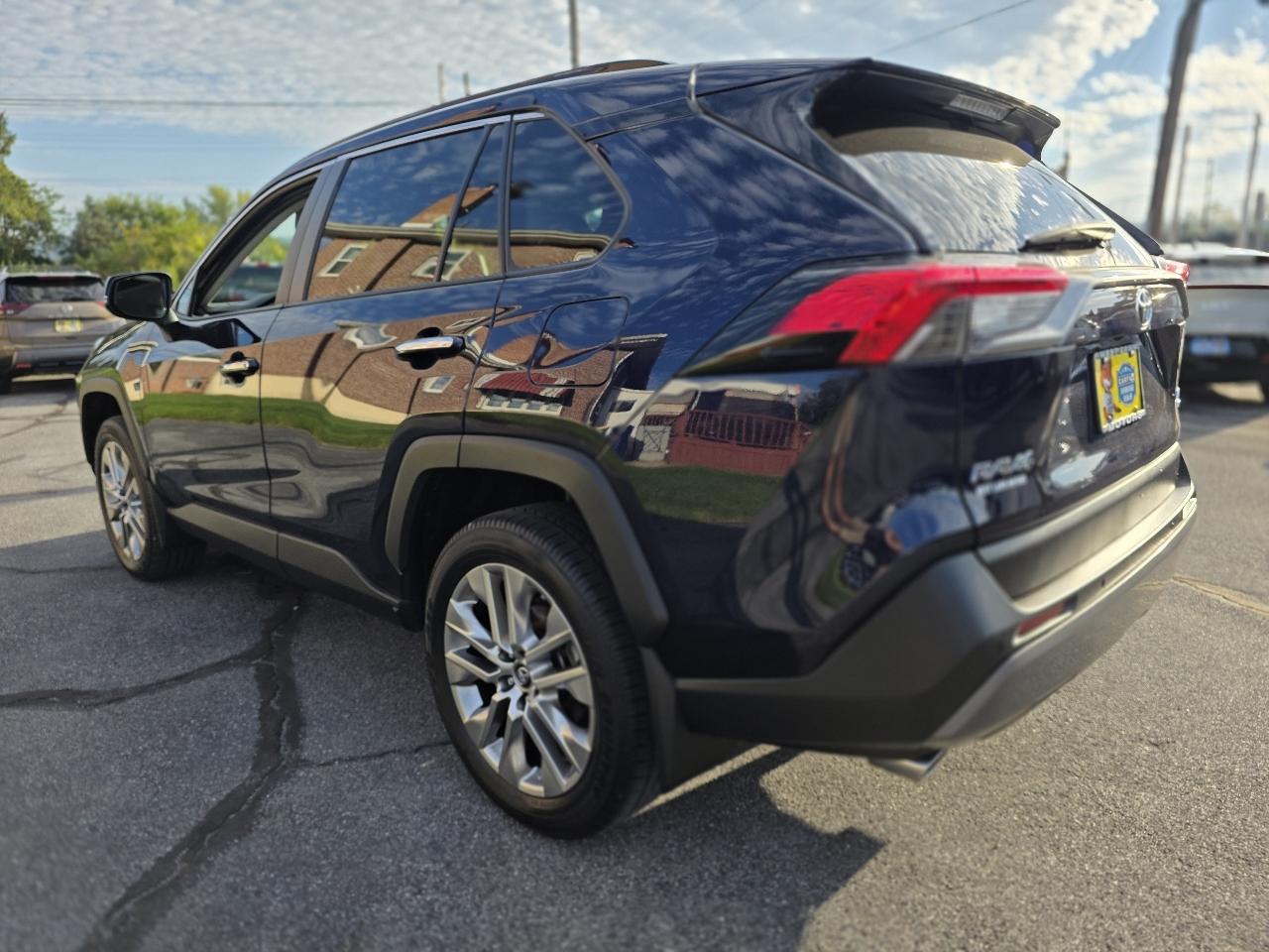 Toyota RAV4  2019