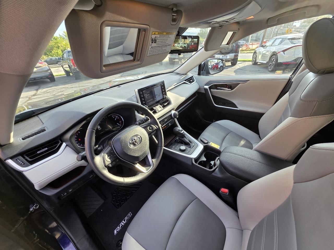 Toyota RAV4  2019