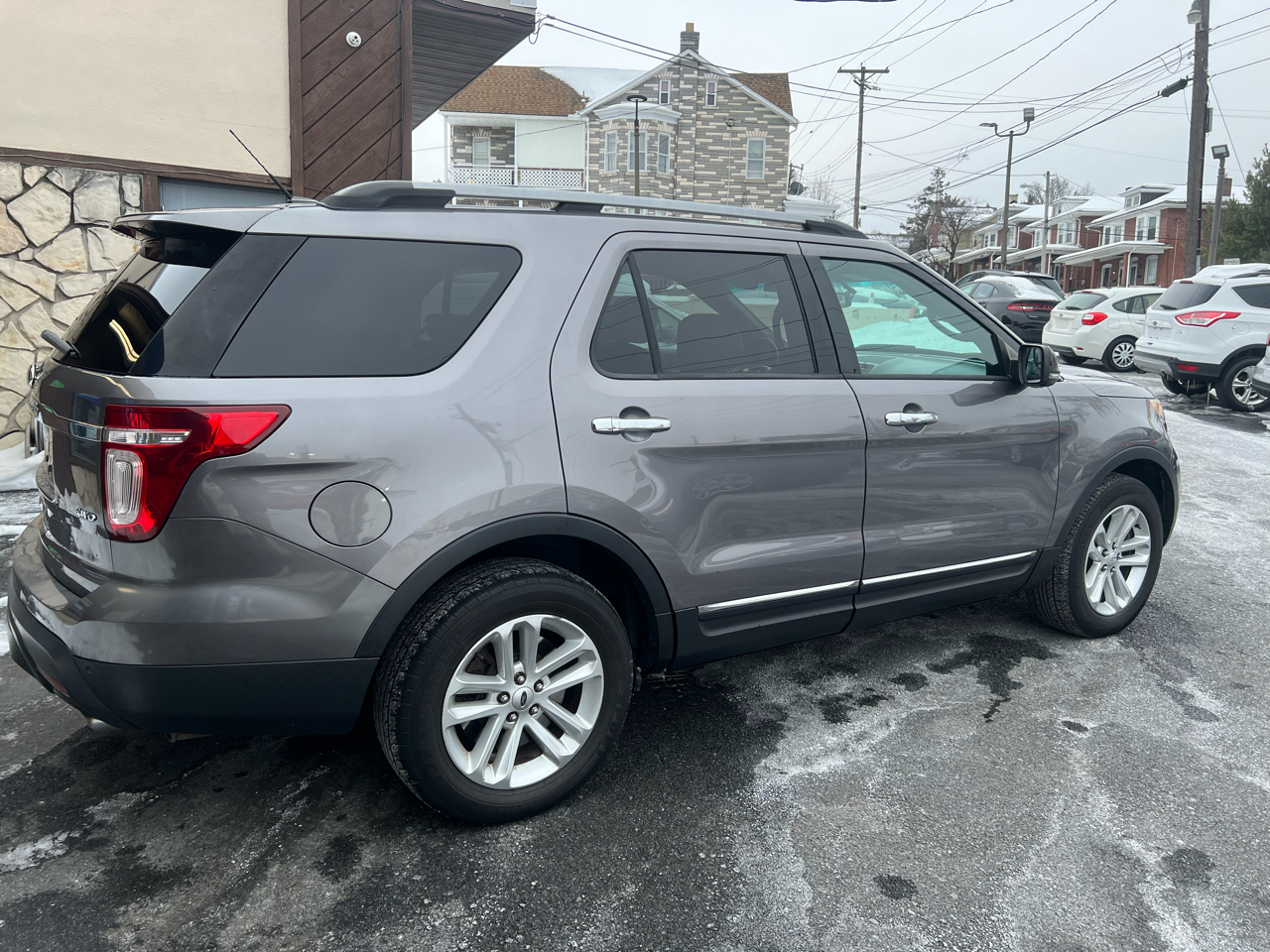 Ford Explorer XLT 4WD 2013