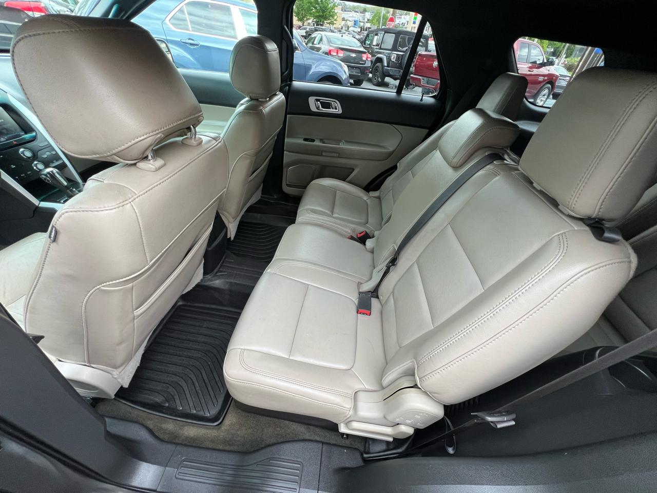 Ford Explorer XLT 4WD 2013