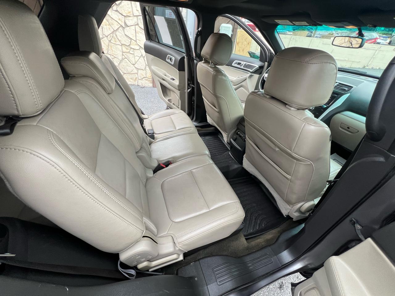 Ford Explorer XLT 4WD 2013