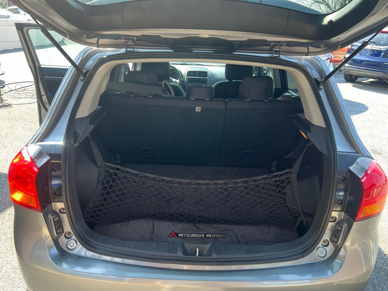 Mitsubishi Outlander Sport  2015