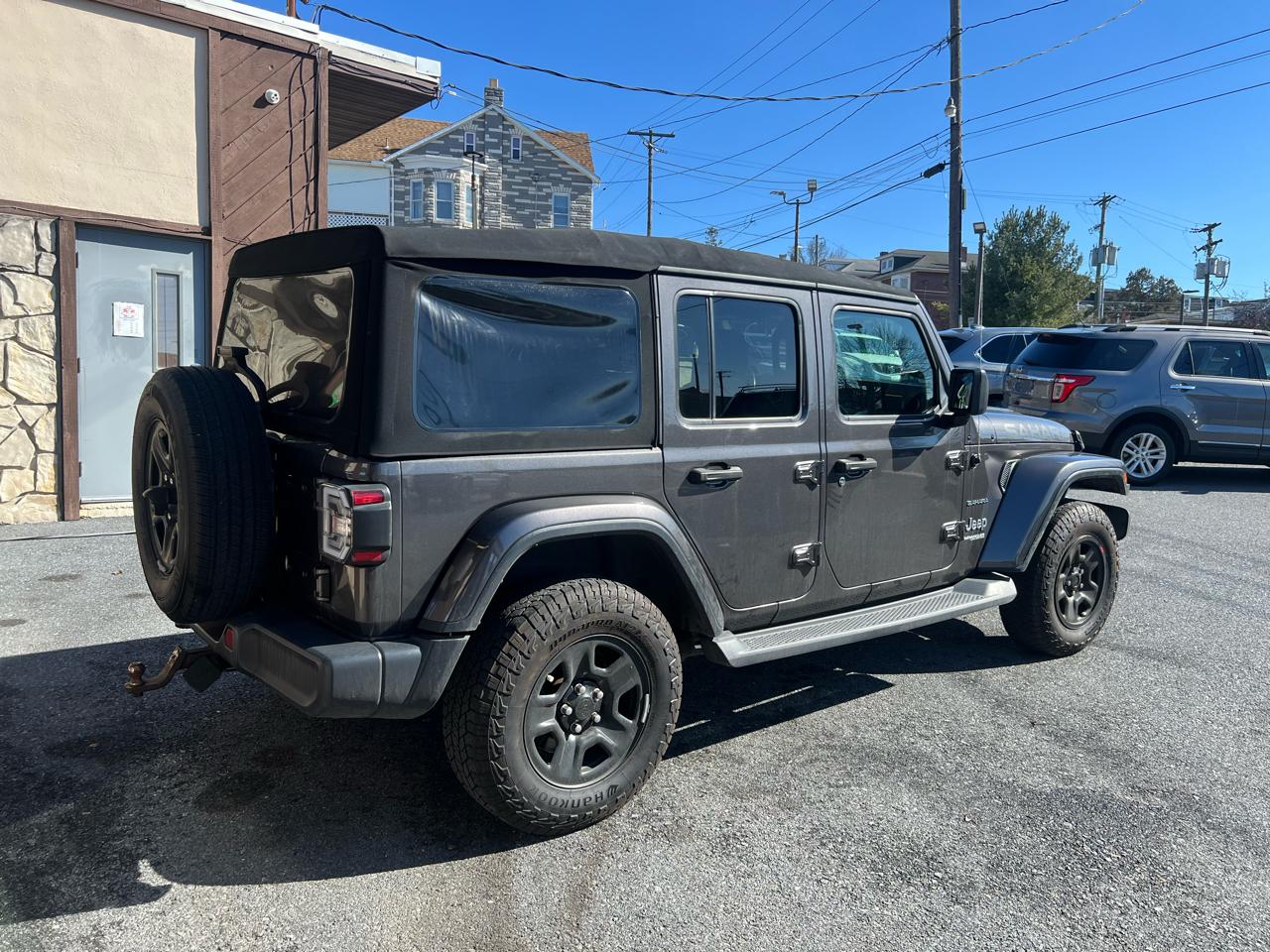 Jeep Wrangler Unlimited Sahara 2019