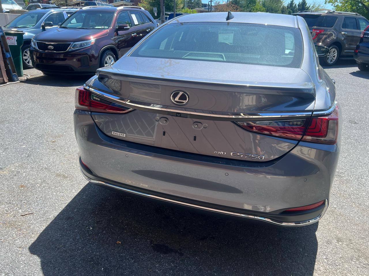 Lexus ES 250 Premium 2021